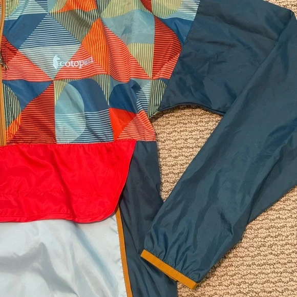 Cotopaxi Windbreaker Jacket - Picture 2 of 8